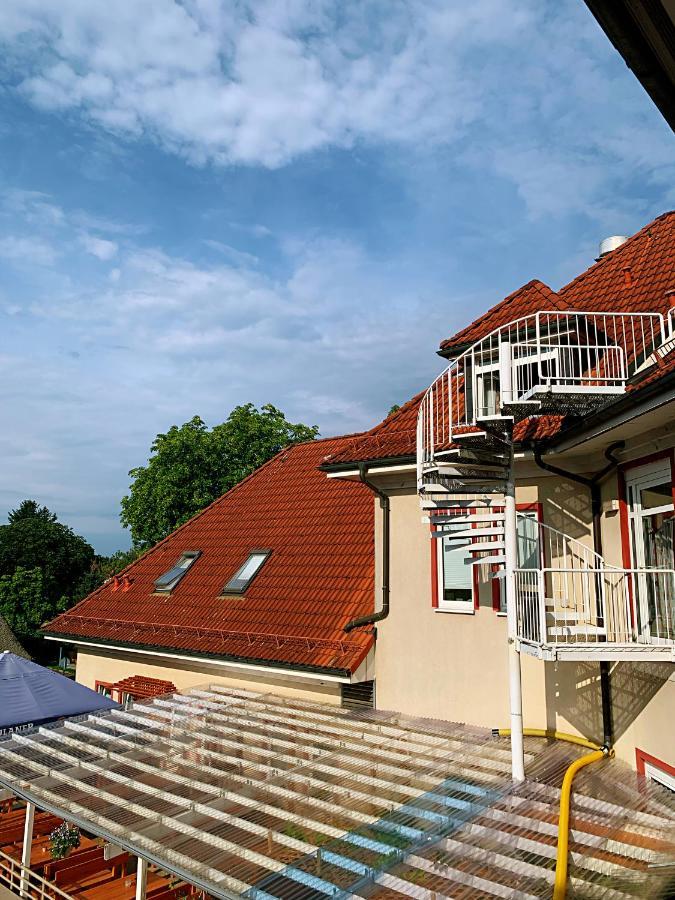 Hotel Birkenwerder Exteriör bild